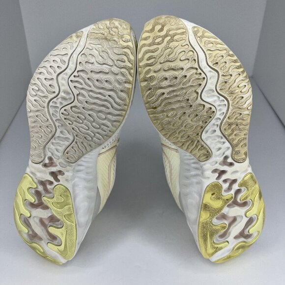 Nike Womens CK6360-102 Summit White Guava Ice Renew Run Size 9 Running Shoes - Picture 8 of 9